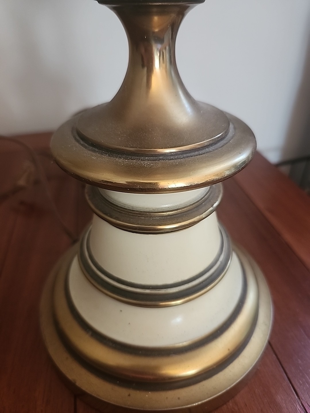 Large 36″ Heavy Vtg Mid Century Stiffel? Brass & White Enamel Table Lamp Shade