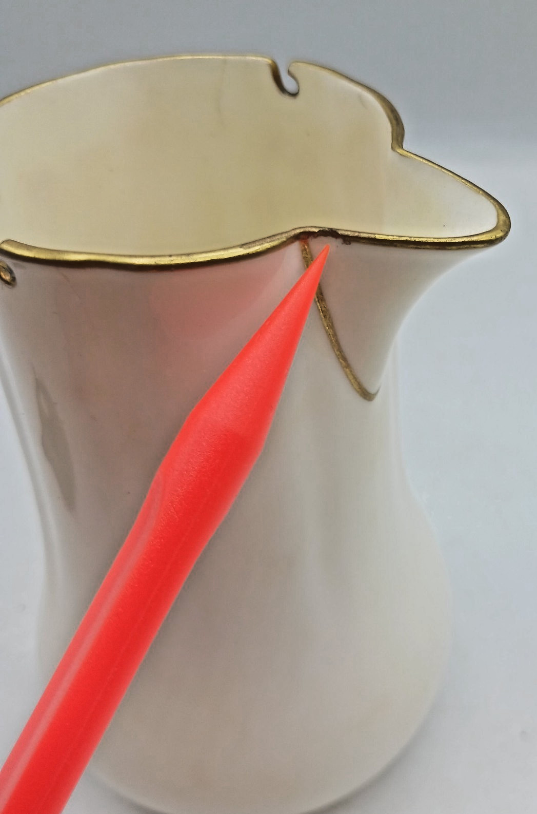 Beige & Gold Minton Syrup Pitcher With Metal Lid, Rich & Fisher 5th Ave NY