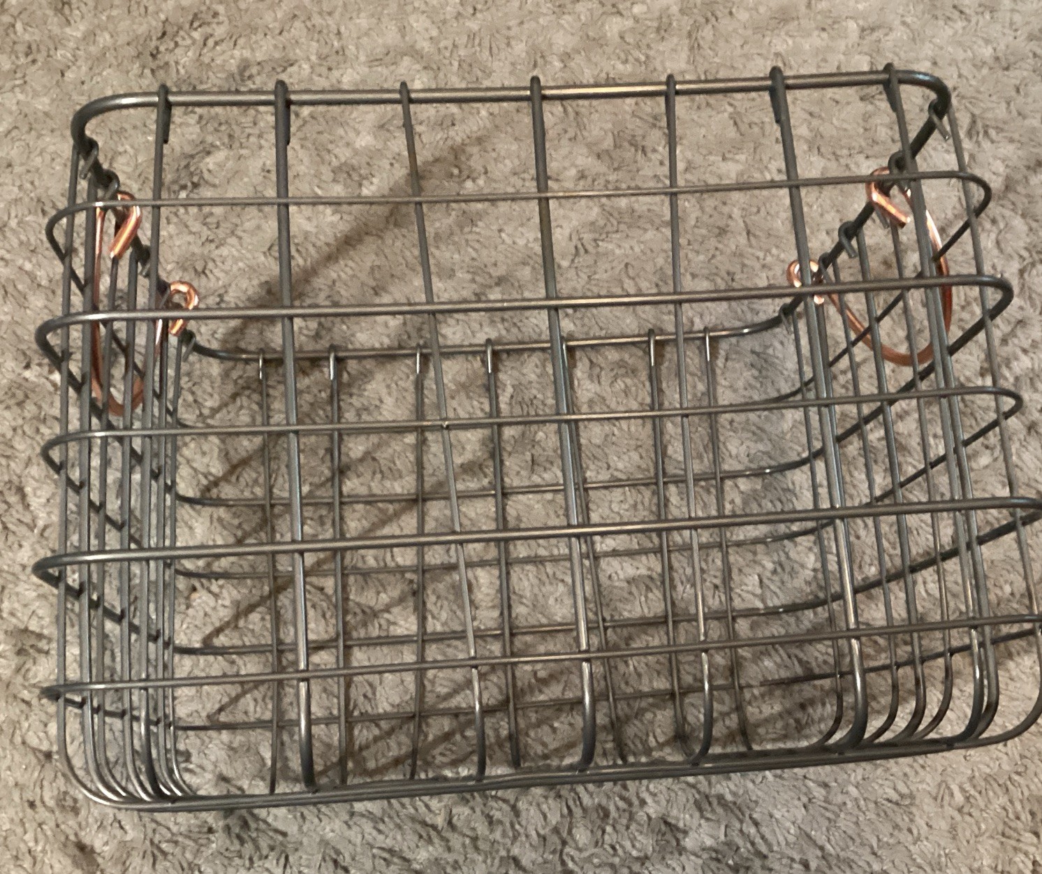 Industrial Style Metal Wire 11″ Basket w/Copper Handles
