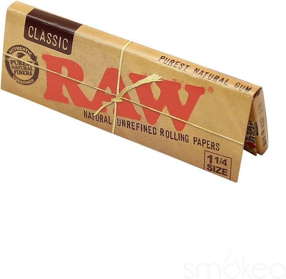 RAW Classic 1 1/4 Papers 6Pk + RAW Tips 6Pk (300 Tips) + RAW 79mm Roller Machine