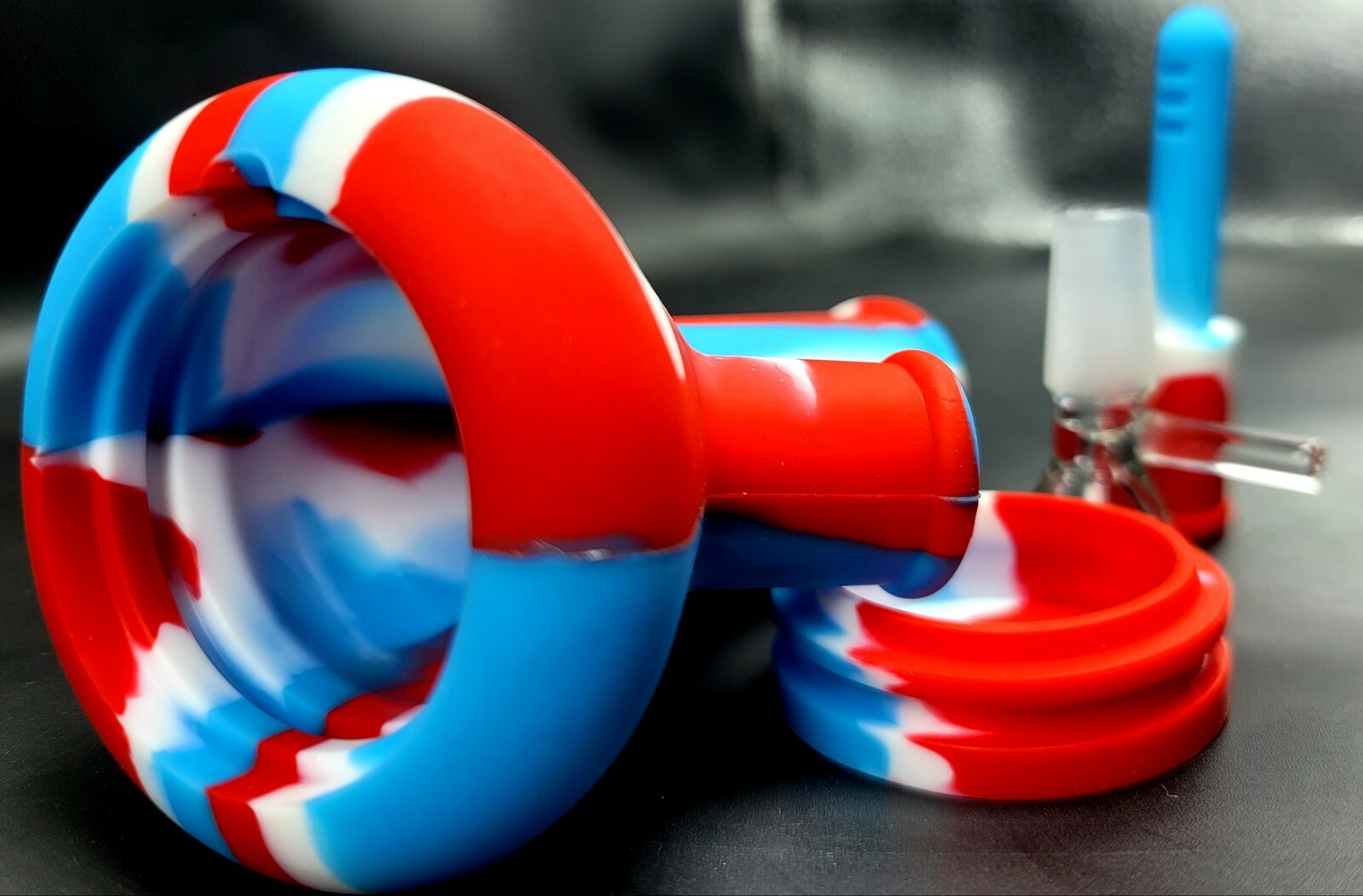 5 Inch 4 PIECE Unbreakable Silicone Bong Detachable Water Pipe + SCREENS!