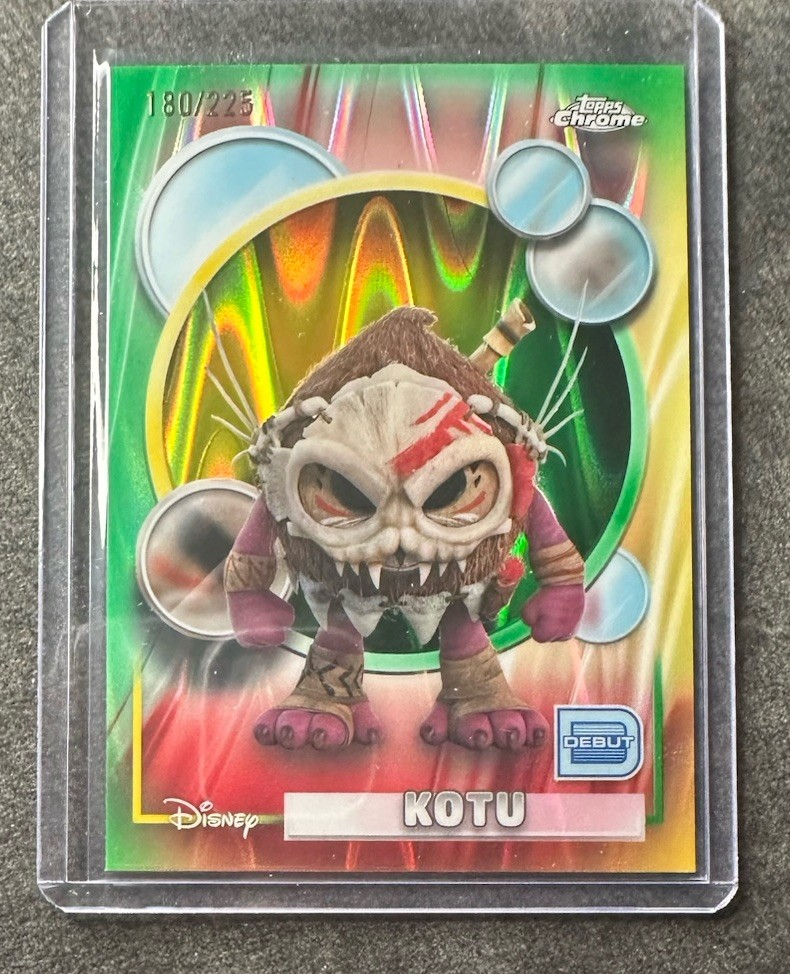 2026 Topps Chrome Disney Kotu Moana Green Yellow Wave Refractor /225