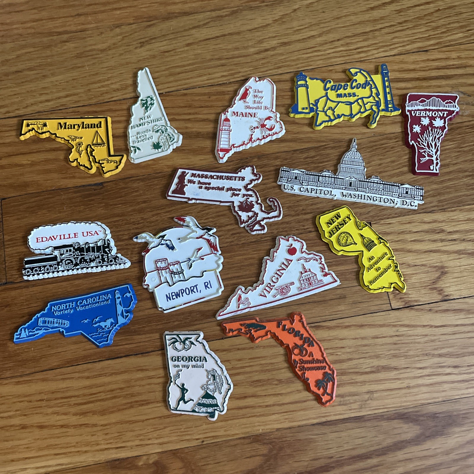 Vtg Rubber 14 US State Souvenir Magnets Magnetic Collectables LTD USA Made