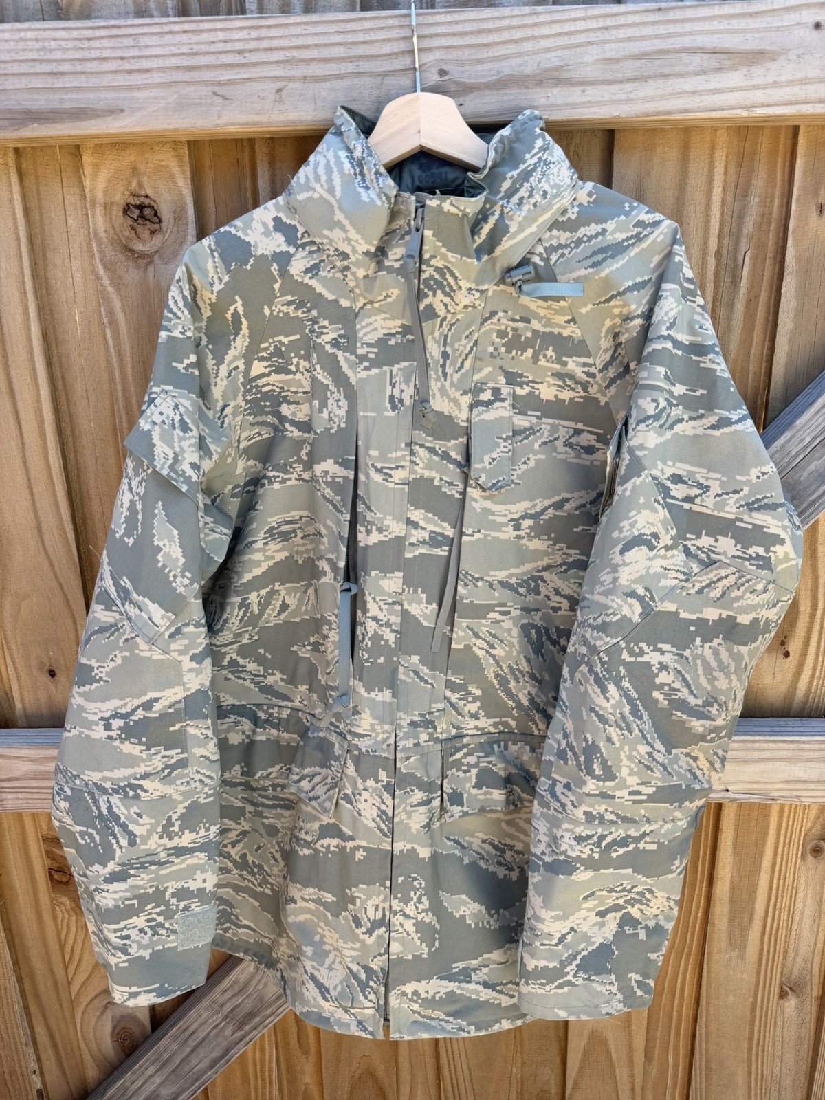Parka Camouflage Large Regular 8415-01-547-3536 GORE-Seam Jacket Hooded Tiger