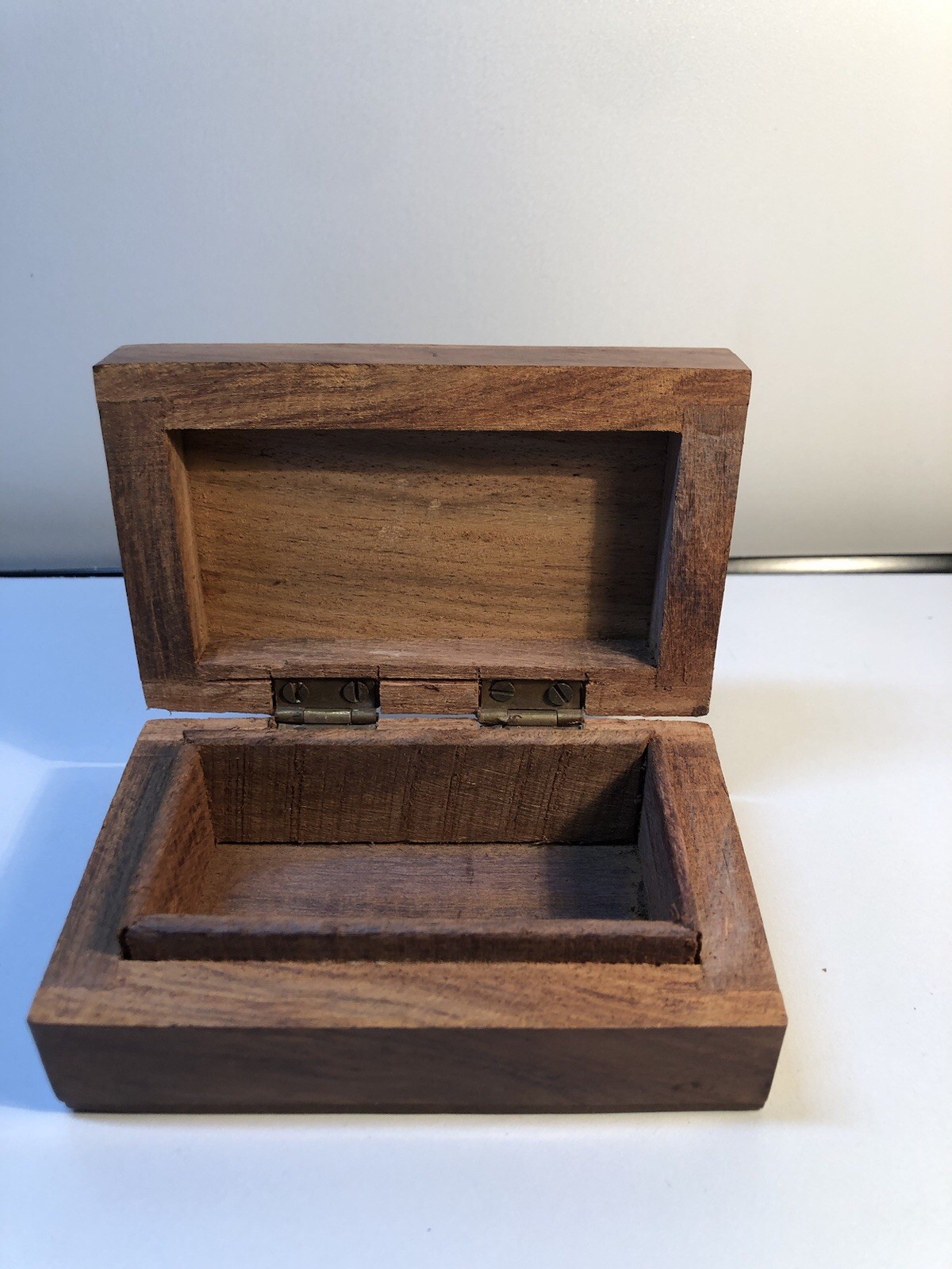 Vintage Hand Carved Wood Brass Inlay Jewelry Trinket Box India Hinged Top