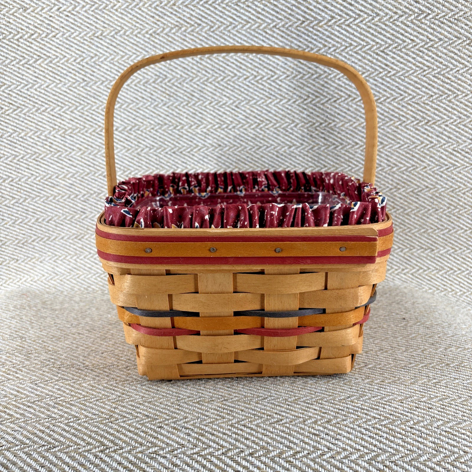 Longaberger 1996 Bee Basket Light The Fire Within Liner and Protector Tie On
