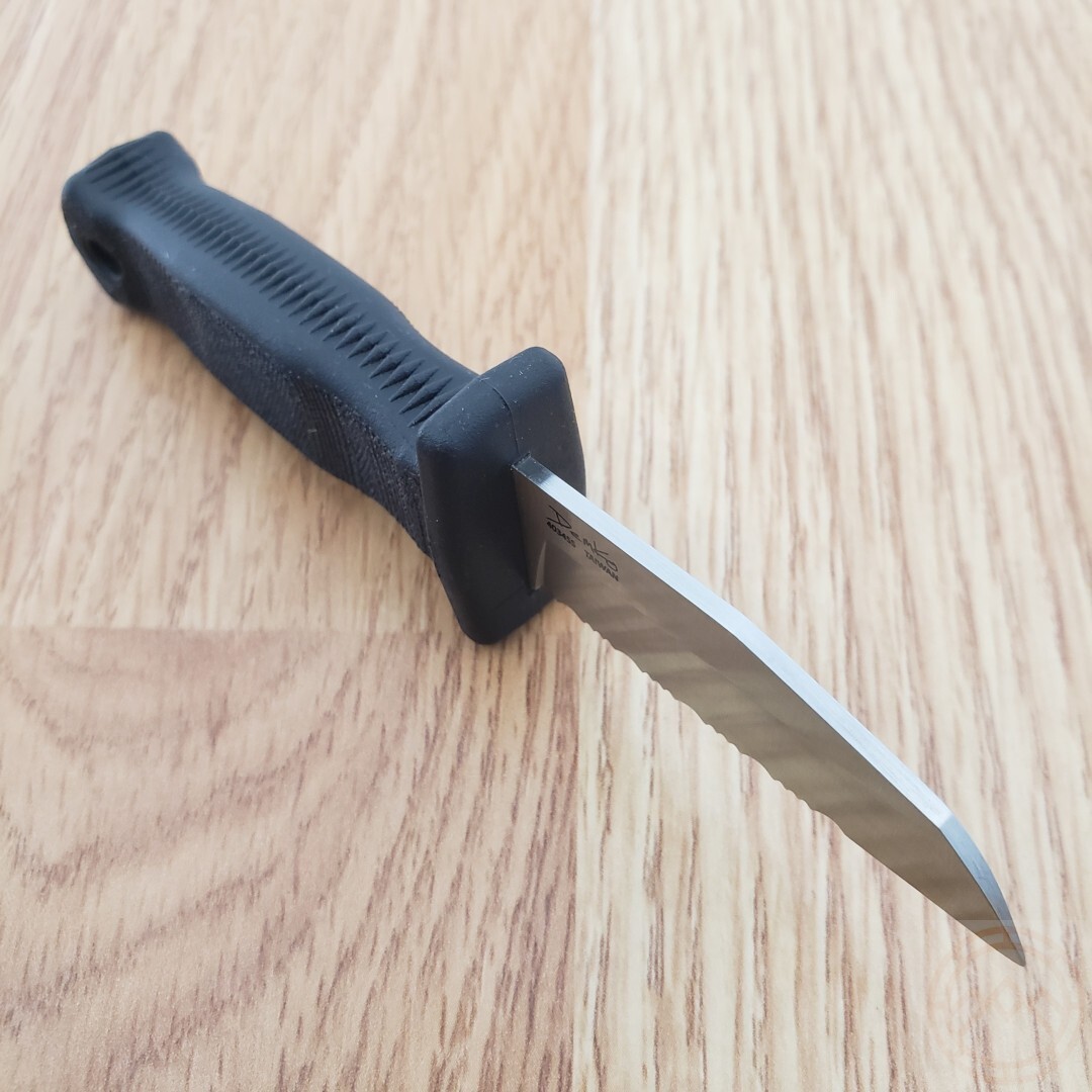 Demko Armiger 2 Fixed Knife 2″ 4034 Steel Shark Foot Blade Black TPR Handle