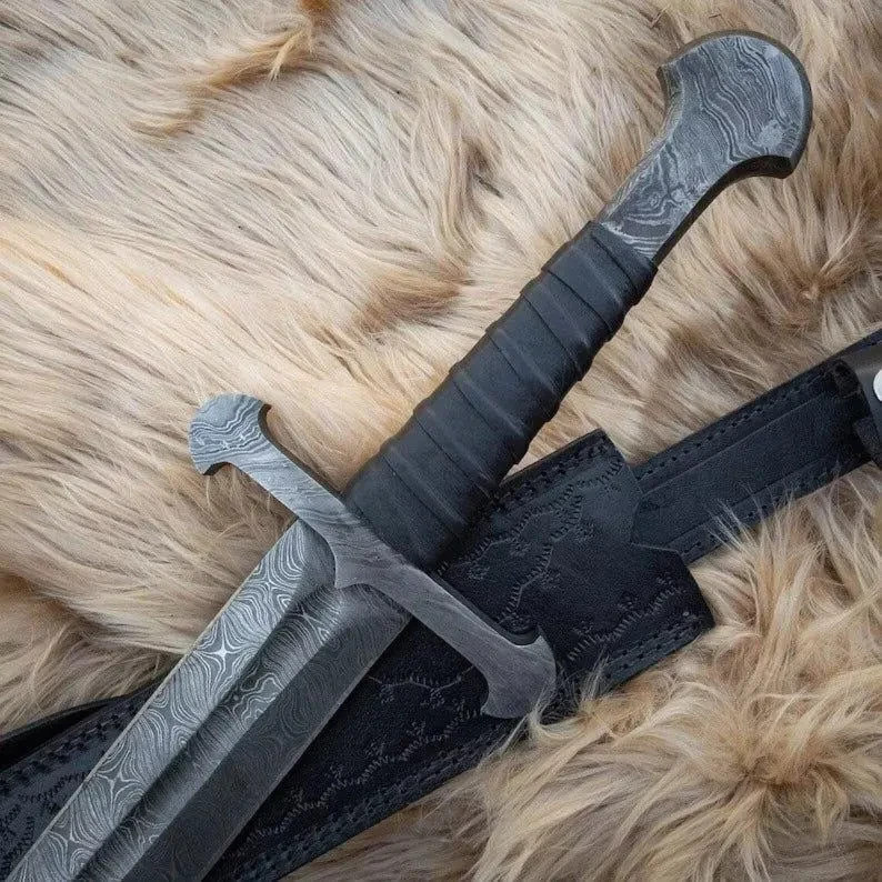 Hand Forged Damascus Steel Sword, Viking sword, Battle Ready Sword with Sheath