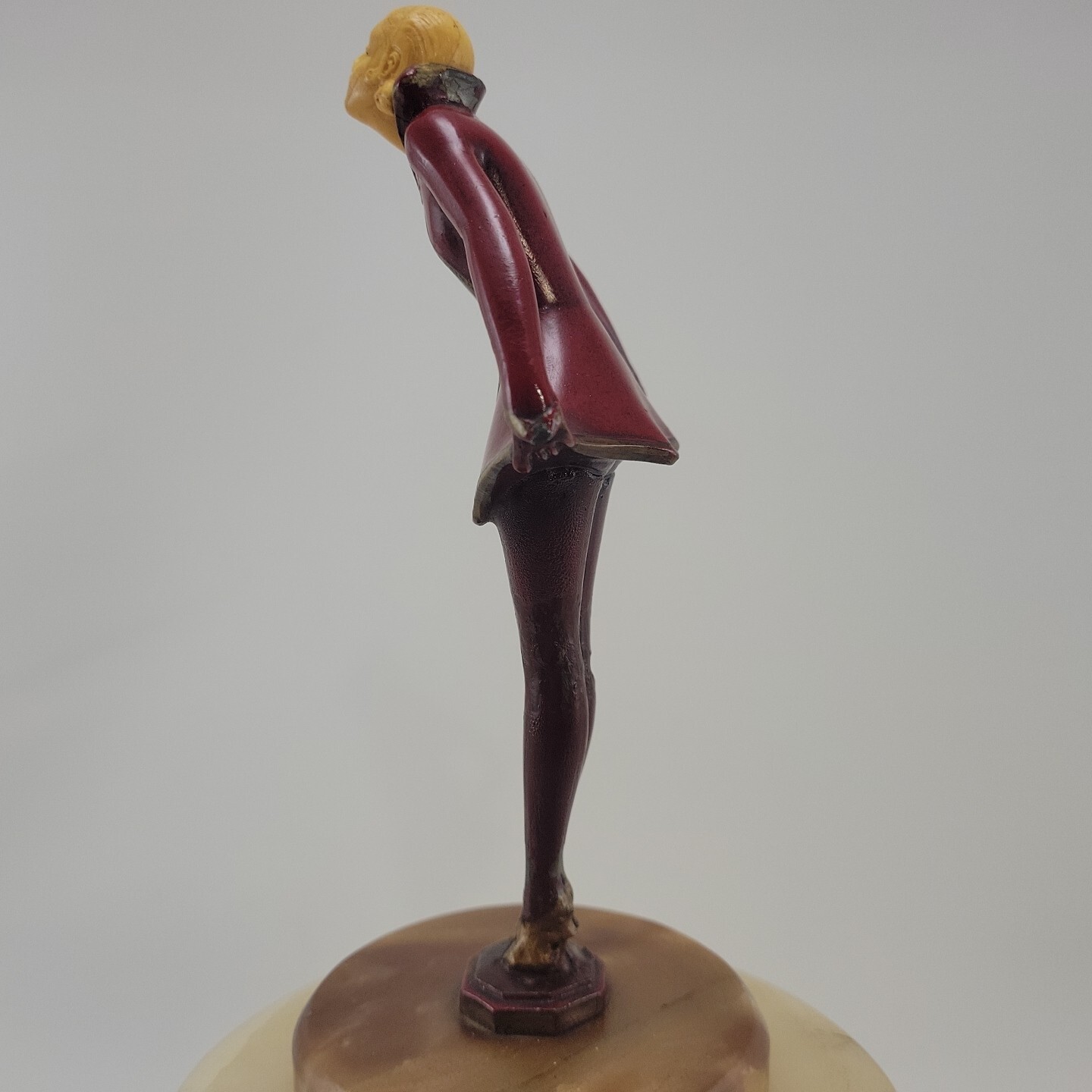 Joseph Lorenzl “The Kiss” Art Deco Painted Bronze Figure on Alabaster Lamp