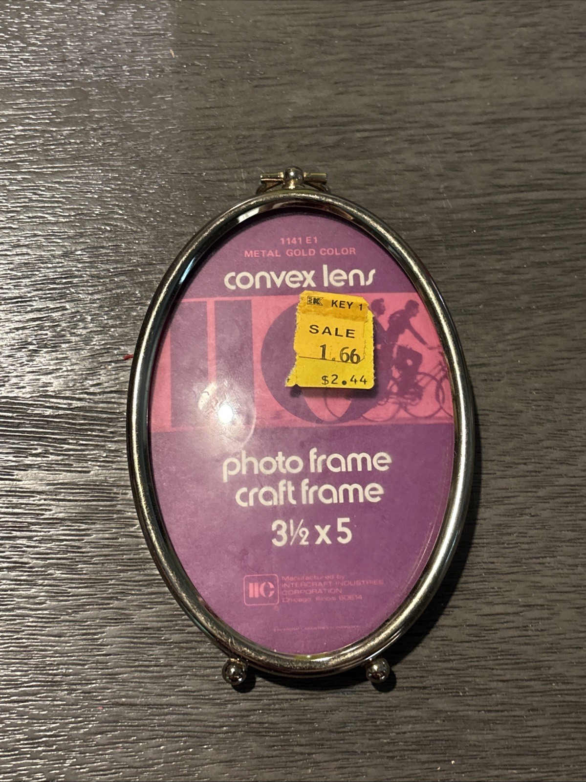 Vintage 3 1/2″ X 5″ oval Convex Glass Footed Hanging Picture Frame