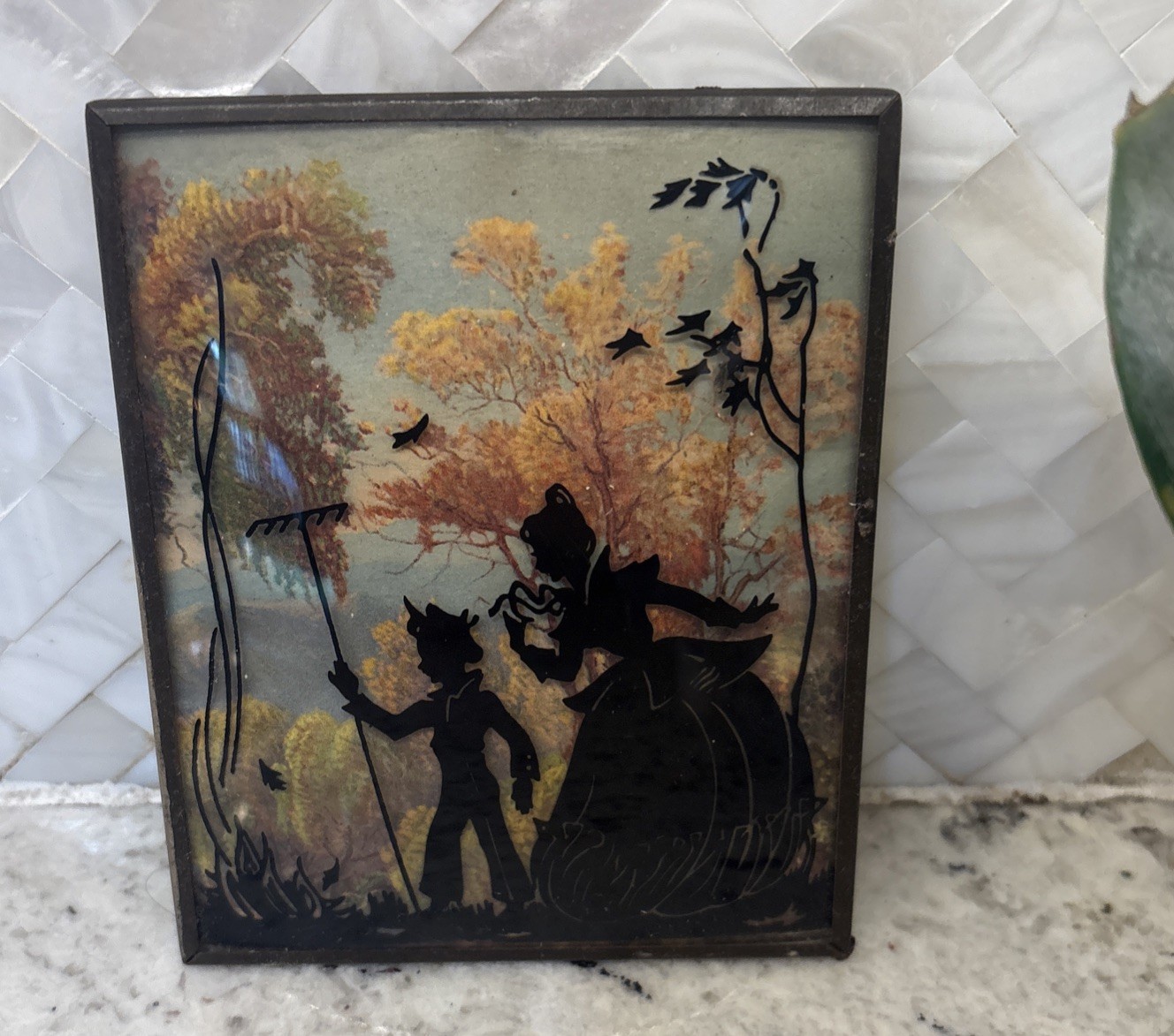 2 Vintage Convex Glass Reverse Painted Wall Art Victorian Lady Child Garden 4×5
