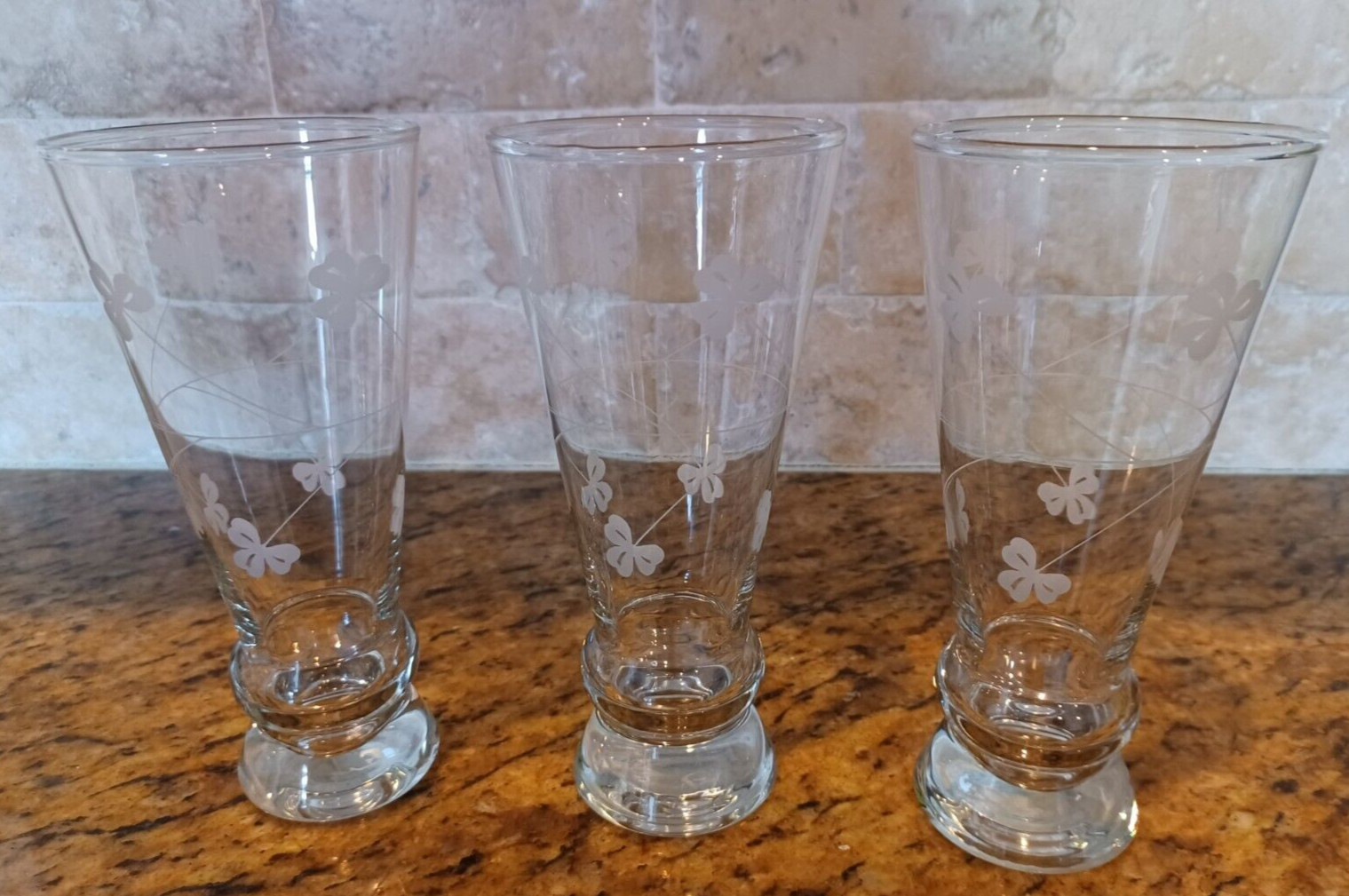 3 Clear Eamon Shamrock Glasses 6.77″ Tall