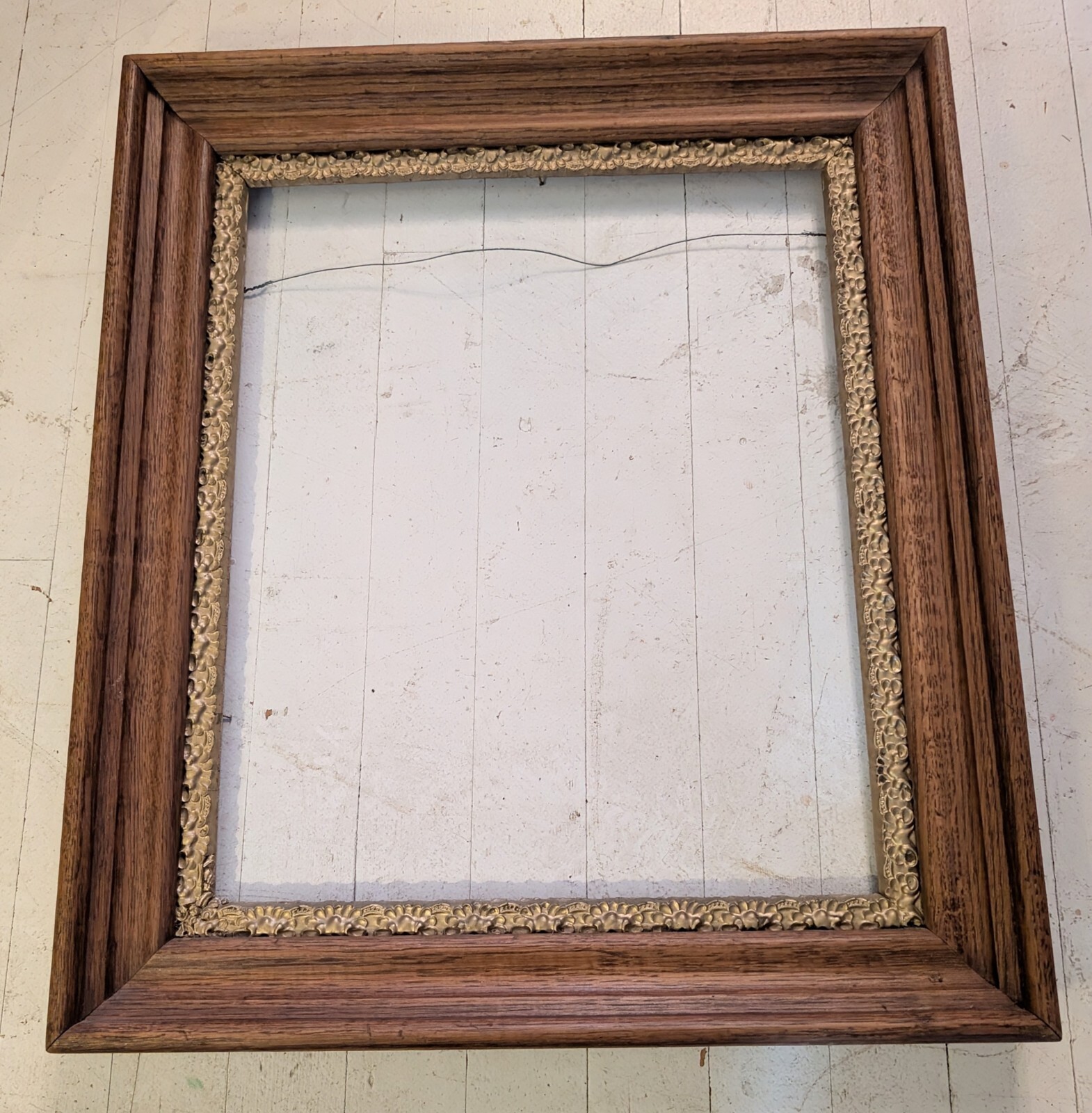 Antique c. 1890s Victorian Oak and Gold Gesso Liner Frame holds 17″ X 14″
