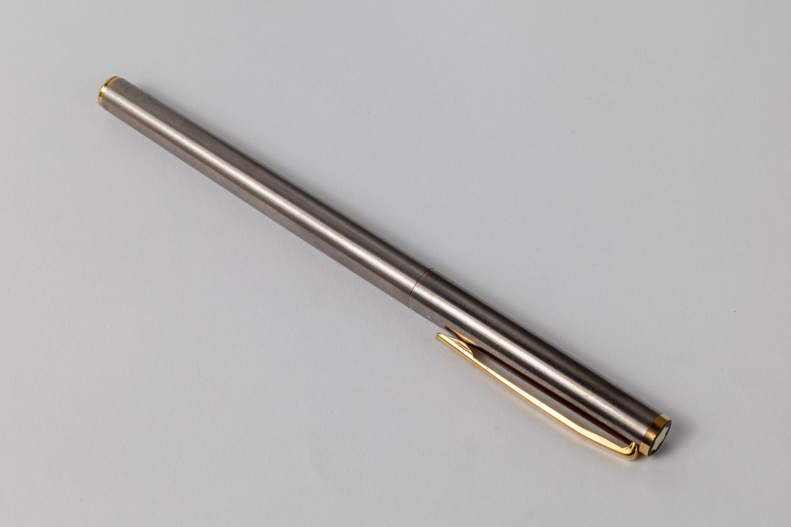 Montblanc Noblesse Slimline Fountain Pen 14K 585 Gold Nib Brushed Steel Germany