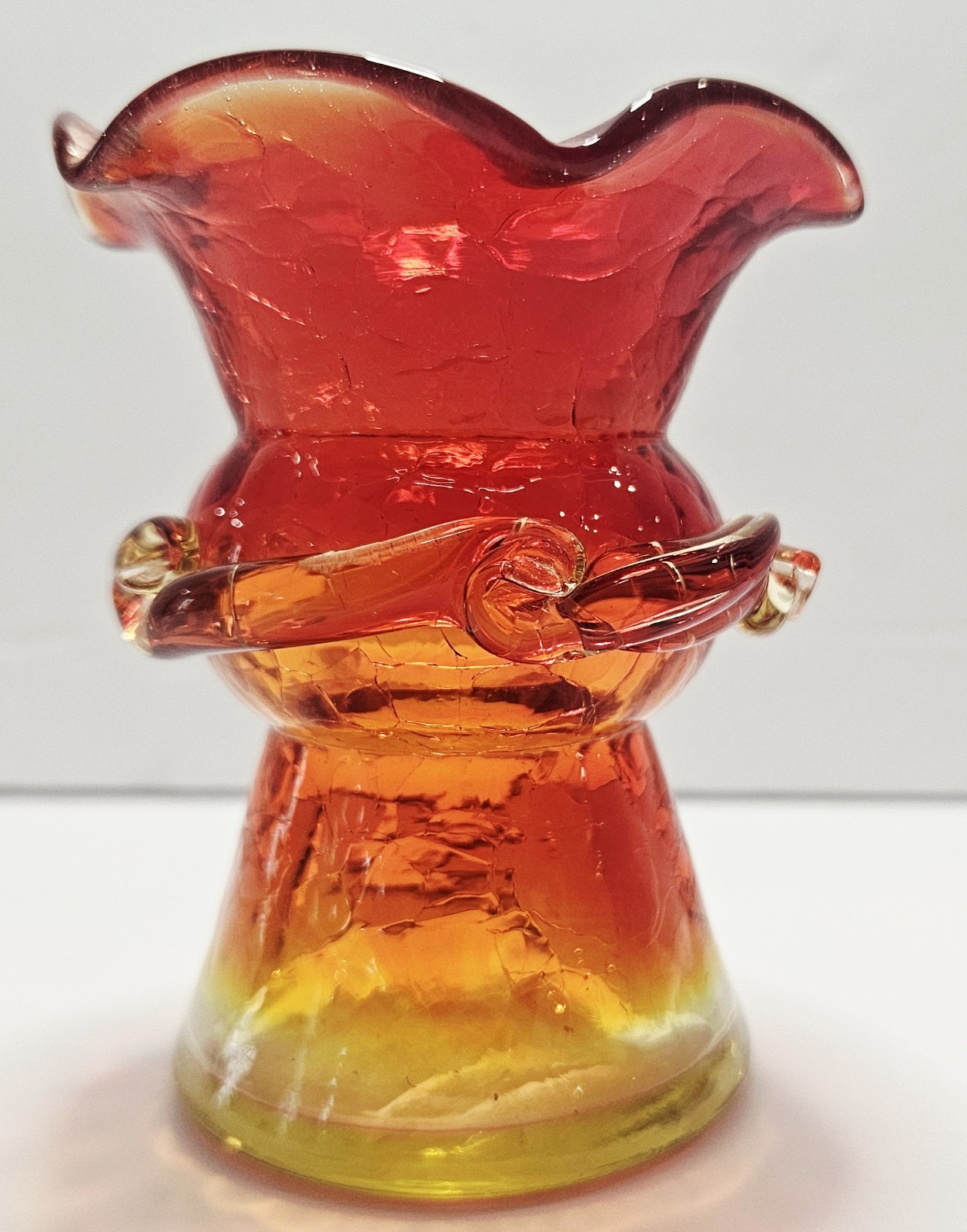 Vintage Studio Art Crackle Glass 3″ Vase in Amberina Yellow Swirl Ribbon
