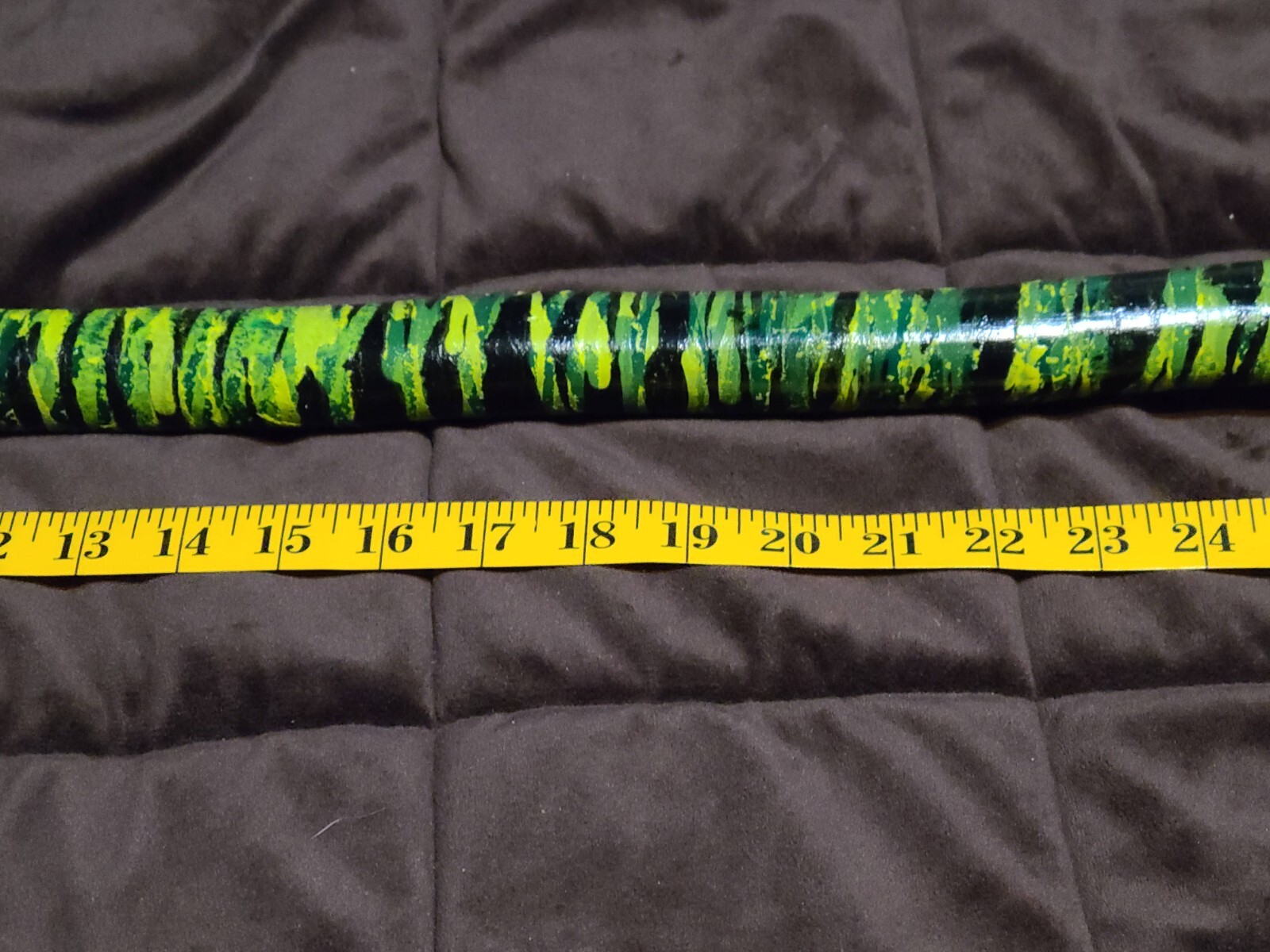 51″ Hand Crafted Elm Wood Walking Stick/Staff(SONIC NIGHT DESIGN/GLOW IN DARK