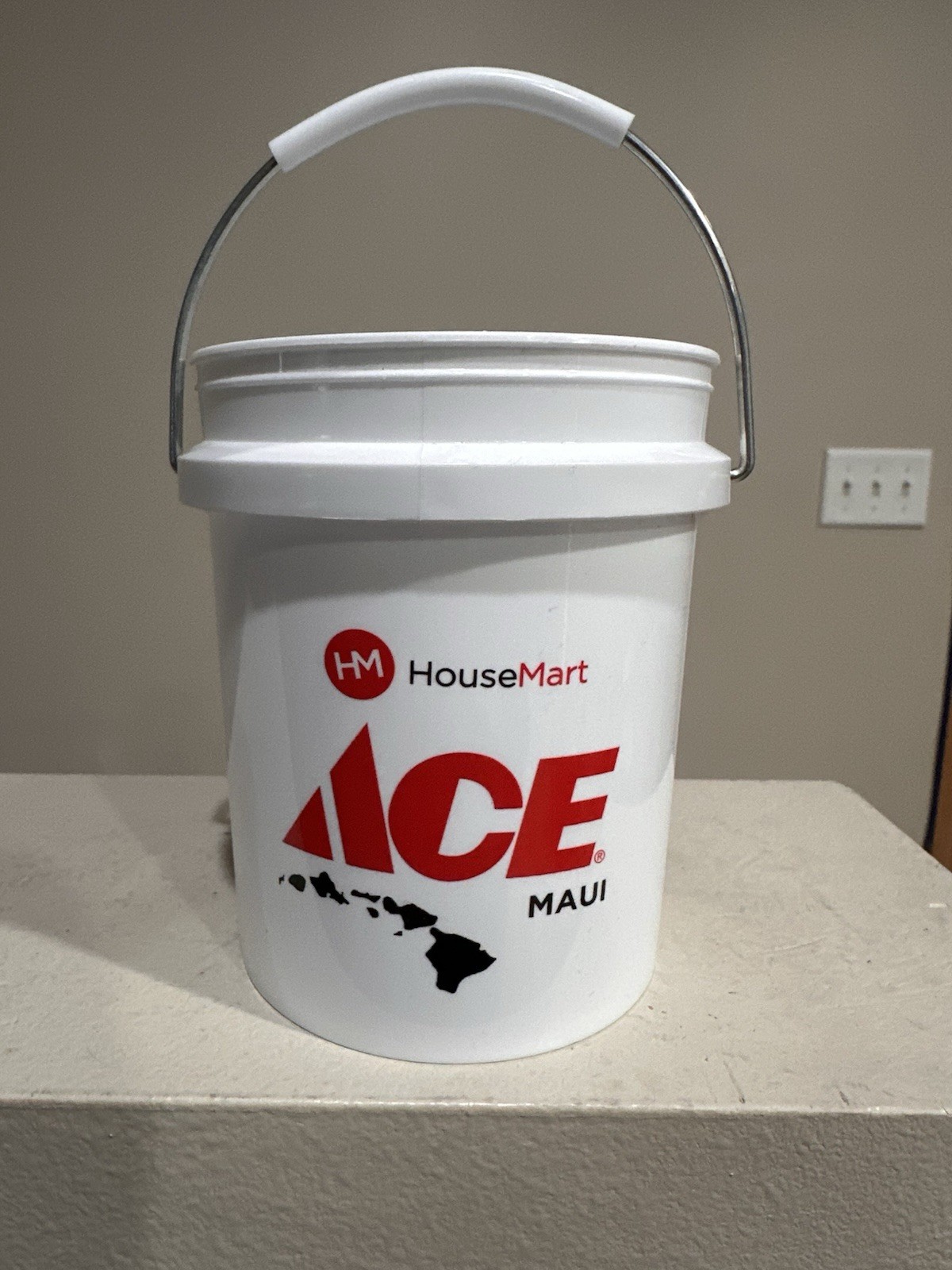 Ace Hardware MAUI Hawaii Housemart Mini Bucket ULTRA RARE!