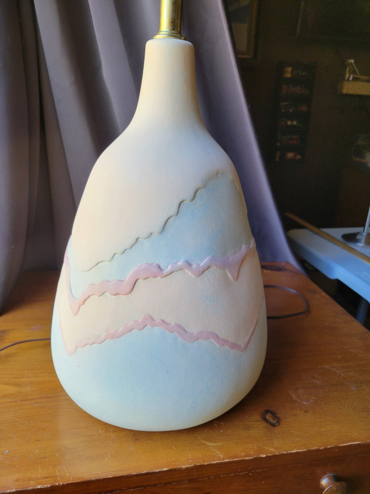 Sculpted Pottery Table Lamp South Western -shade Not Included