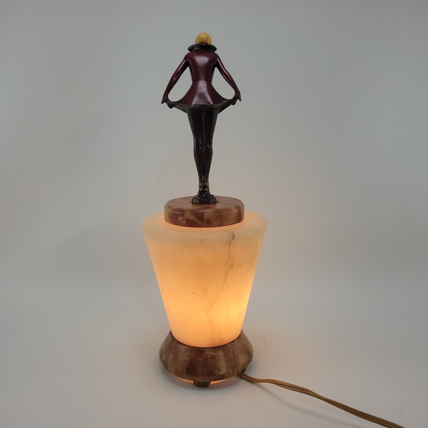 Joseph Lorenzl “The Kiss” Art Deco Painted Bronze Figure on Alabaster Lamp