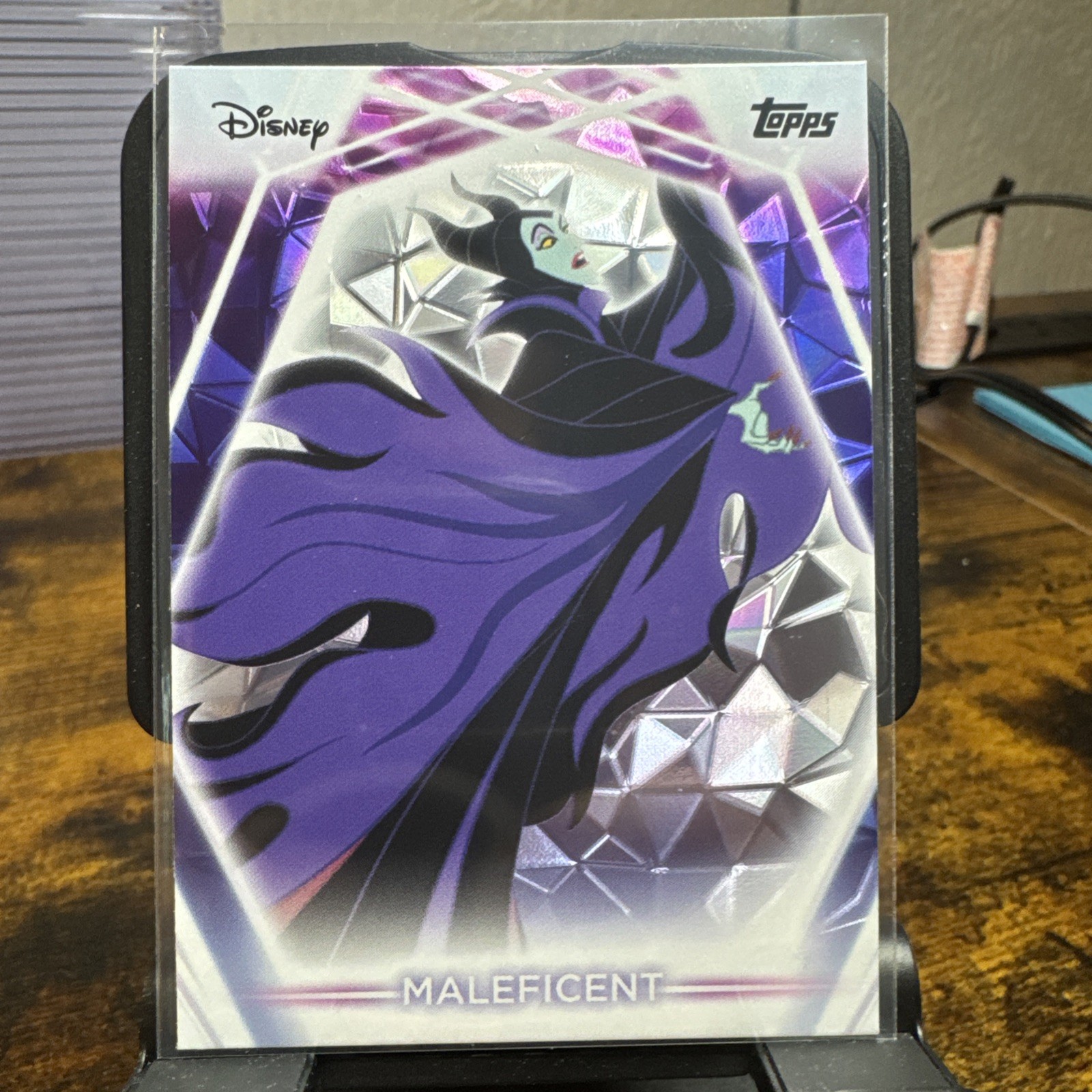 2026 Topps Disney Neon Maleficent #100 Diamonte Foil