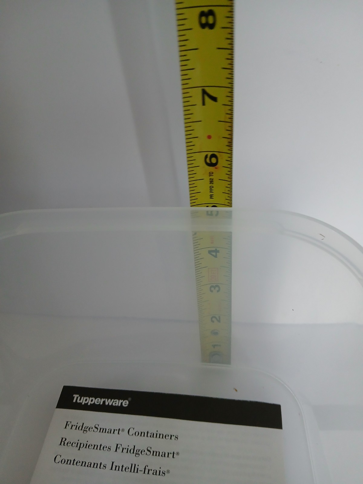 Tupperware FRIDGESMART MEDIUM DEEP CONTAINER ~ 1 Gallon ~ Wintergreen Seal ~NEW!