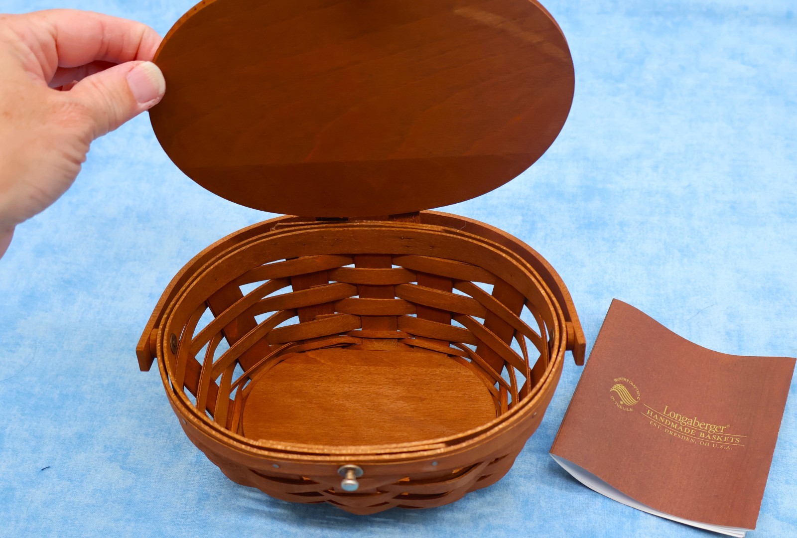 Longaberger 2002 Oval Kiddie Purse Basket Rich Brown Lid 1140833