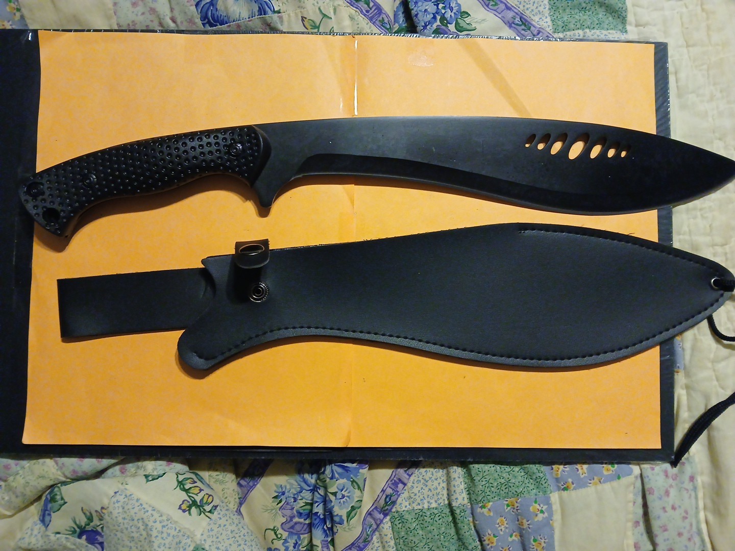 New Kukri Machete with black blade and leather Sheath 19″ Knife