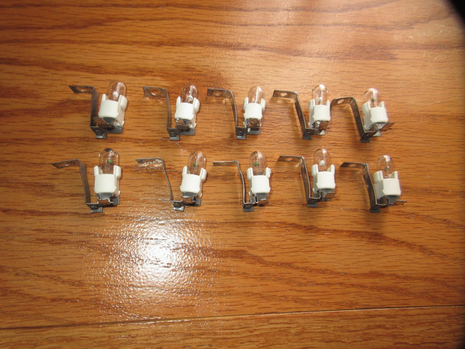 10 Lampholder Socket #a for Bally pinball machines with bulbs #555 HARD TO FIND