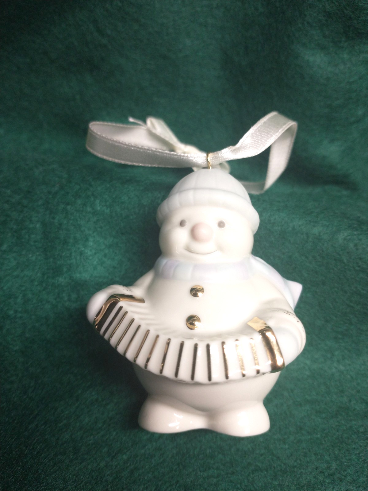 Lenox 2004 Ivory China Stand – Abouts Accordion Player Snowman Ornament