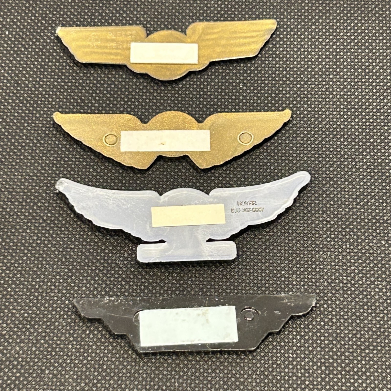 4 ~ PLASTIC PIN AIRLINE WINGS ~ Jetblue ~ United ~ SouthWest & Northwest