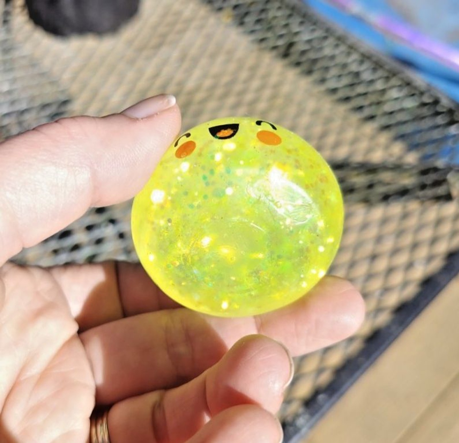 Golden Glitter Squishy Steam Bun Mystery Dumpling Toy NWT Viral TikTok