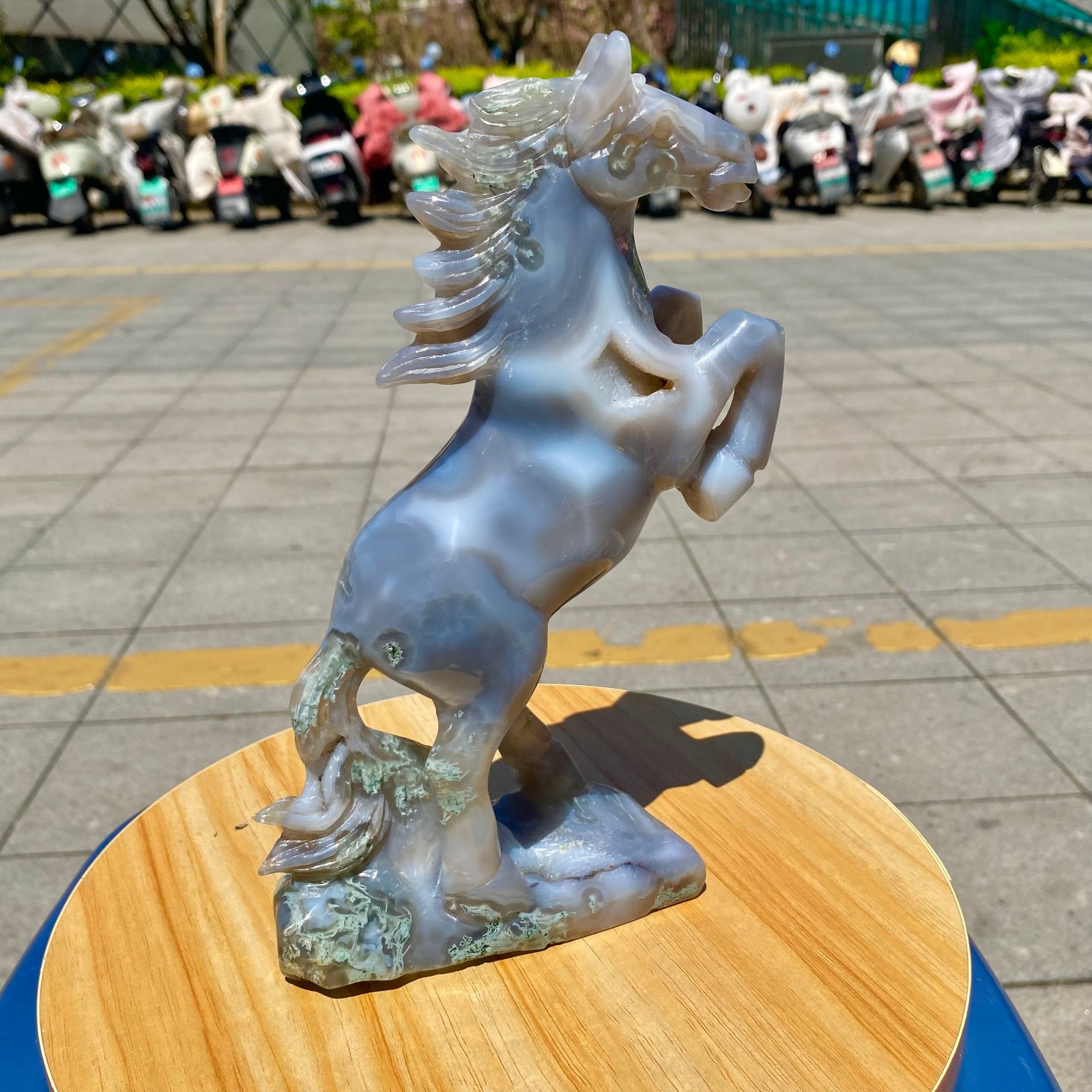 2.42LB Natural Agate Carved Horse Figurine, Exquisite Hand Carved Gemstone Statu