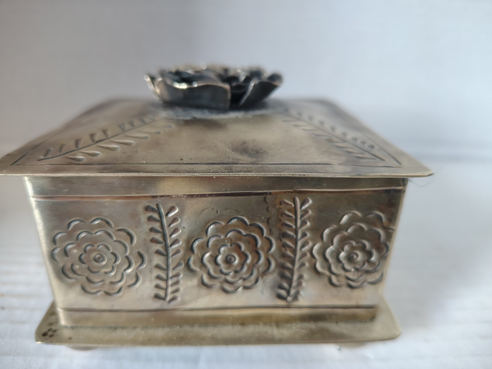 J. Alexander Rustic Silver Square Stamped Rose Box WJA-028 Trinket Keepsake