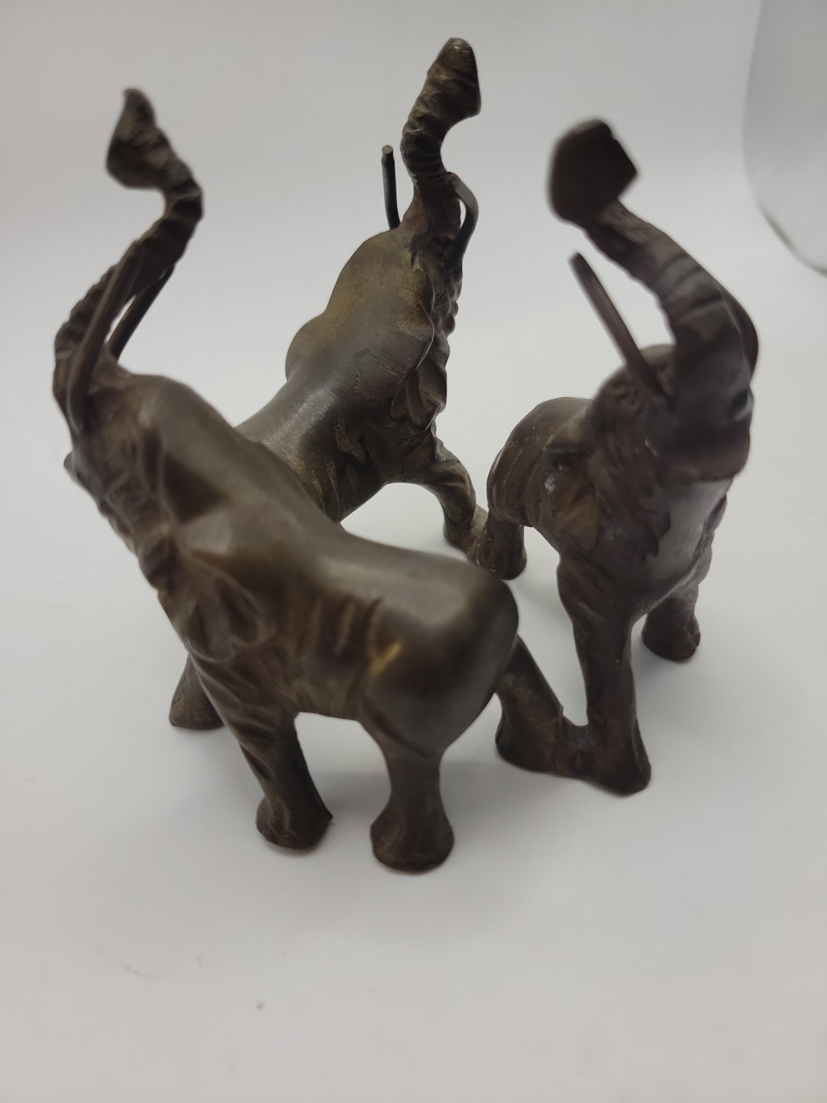Vintage Bronze 3 Elephants In Circlr3.35 Tall 3.5 Wide Tusks Are Intact See Pics