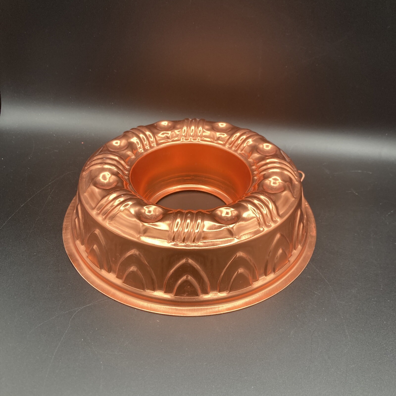 Vintage Copper Tone 3 1/2 cup Jello Mold Cake Pan Tin Circle Wall Decor