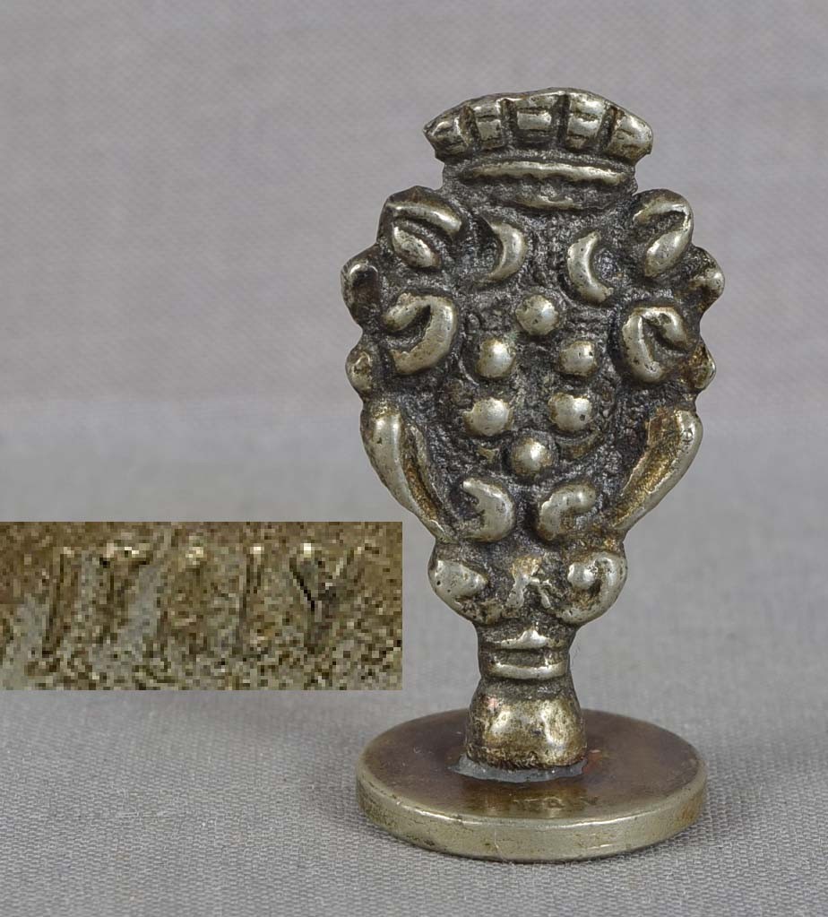 Vintage Italian bronze SEAL