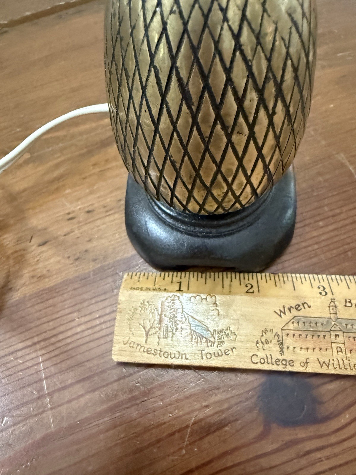 Vtg Brass Pineapple And Footed Wood Base Small Lamp 8” Tall