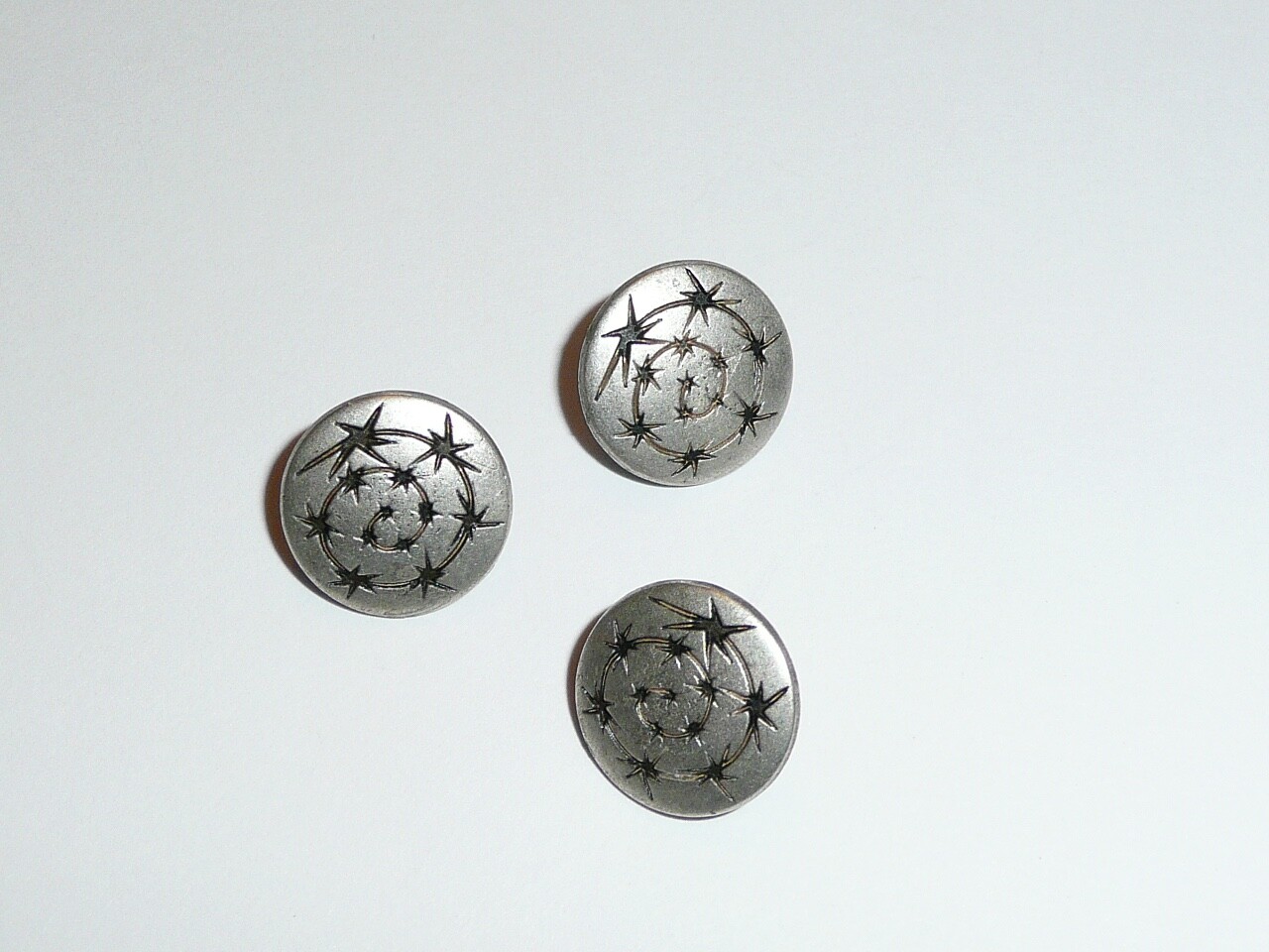 Spiral Barbed Wired Design Matte Antique Silver Metal Shank Buttons 1/2″ (3)
