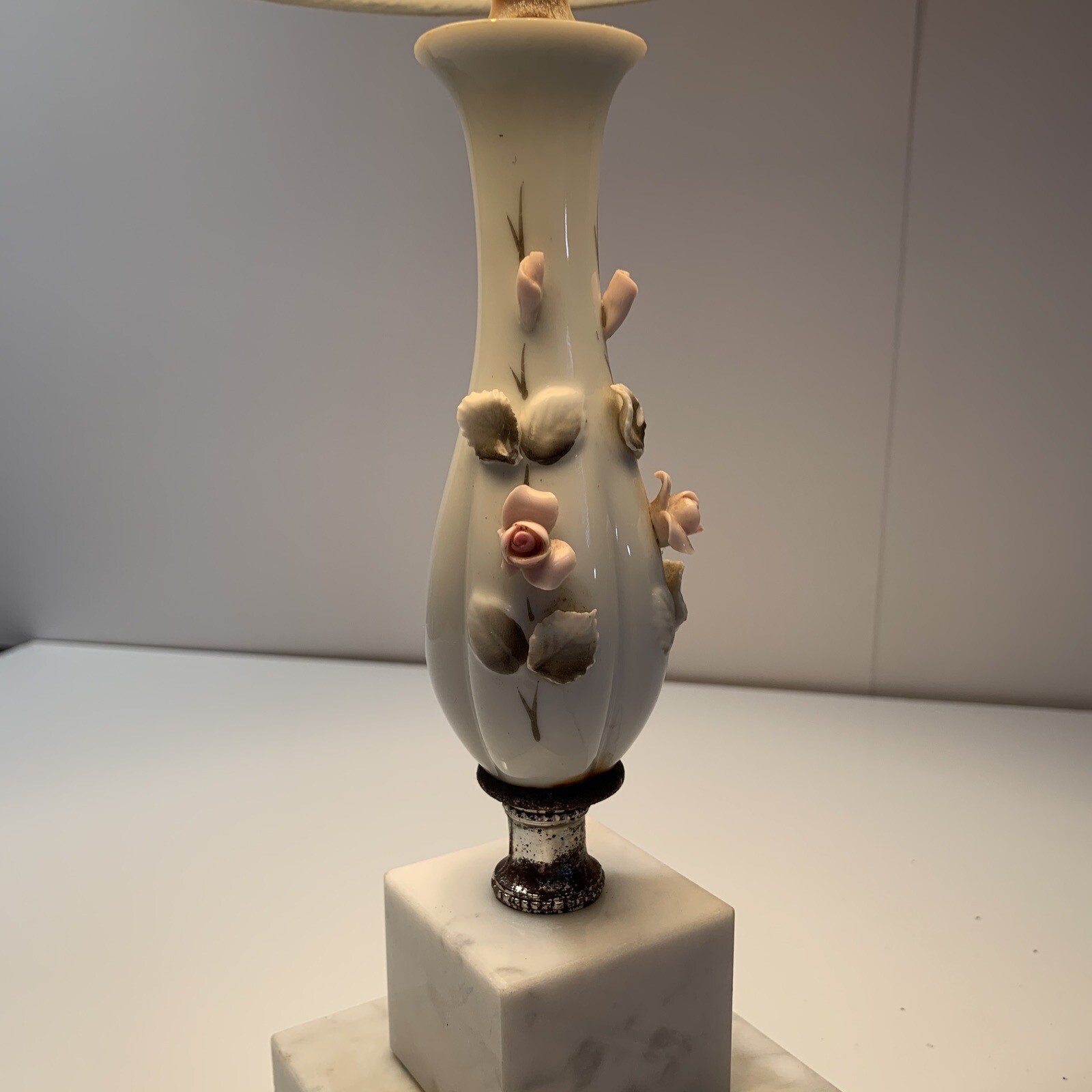 Vtg Rose Case Lamp With Marble Base Working , Lamp Shade Not Included