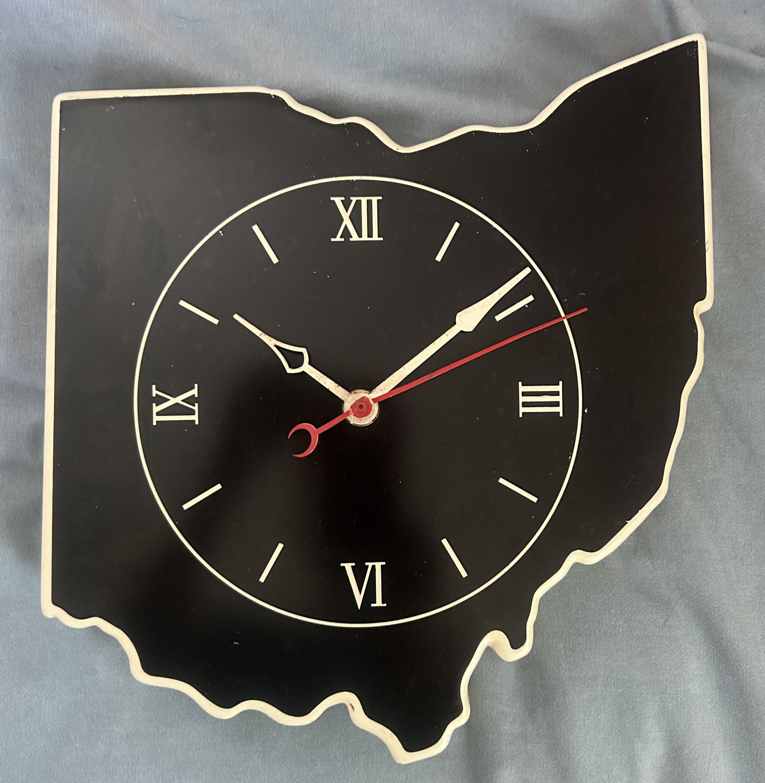Vintage Ohio State Shaped Electric Wall Clock Heavy Molded Plastic Working