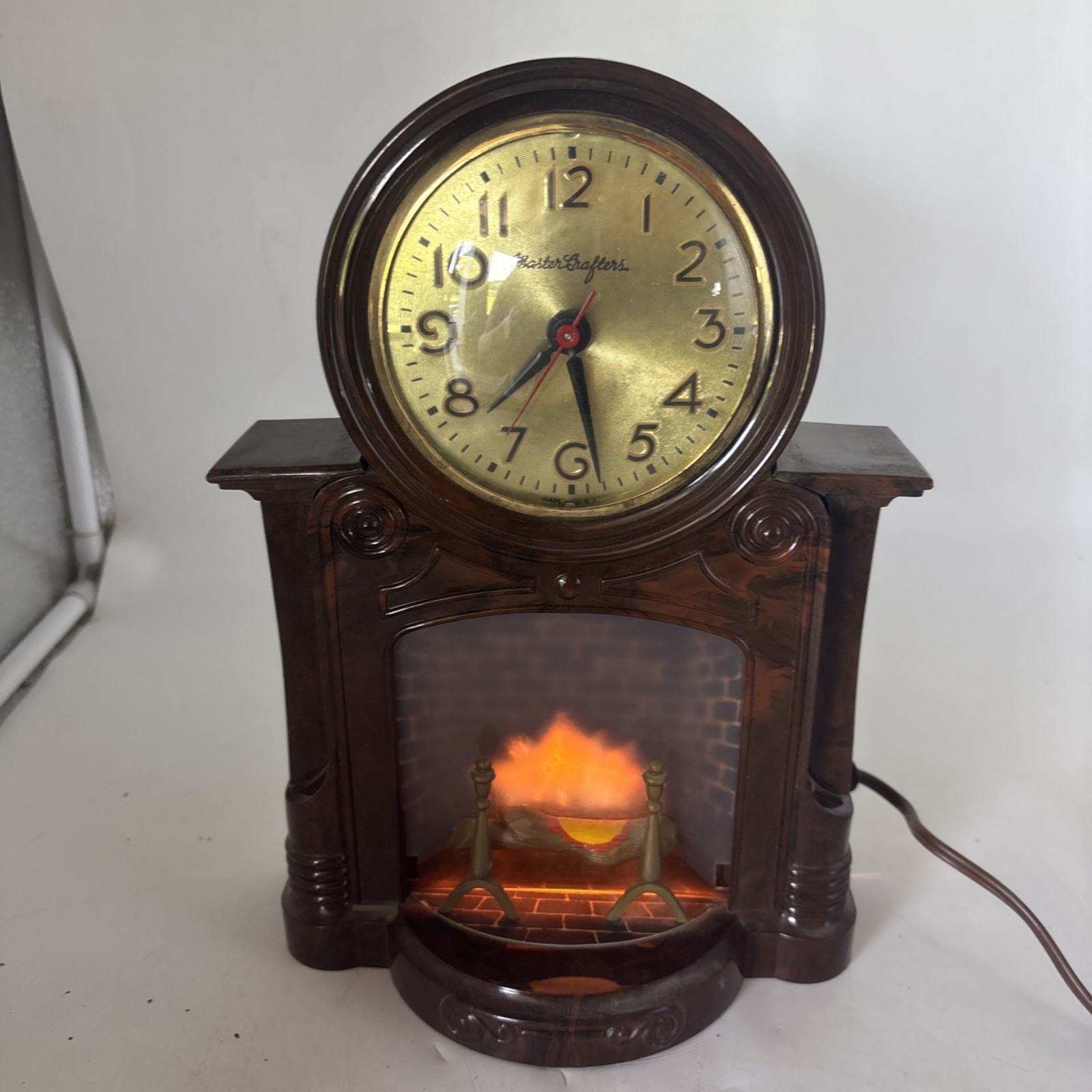 Vintage Master Crafters Fireplace Motion Clock #272 Works! Missing Screen READ