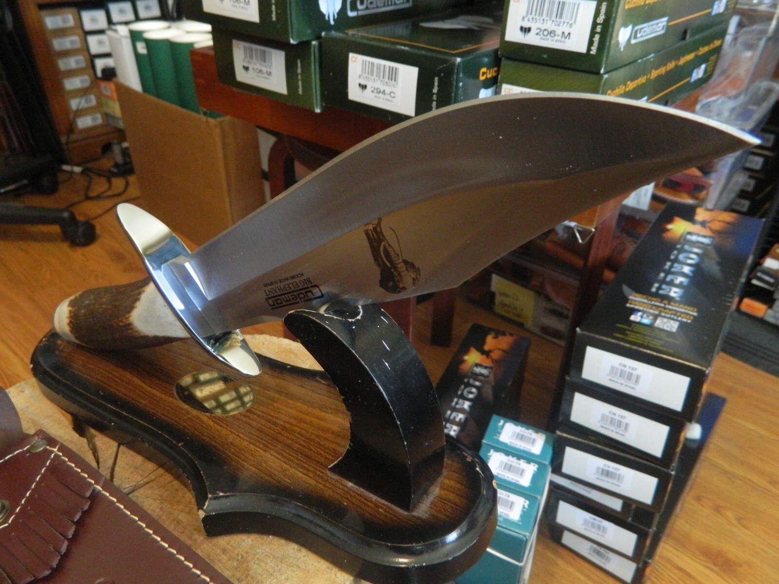 CUDEMAN KNIVES 14″ STAG HANDLE BOWIE KNIFE 5 STAR STAG 1095 HC ST BLADE LEA SH