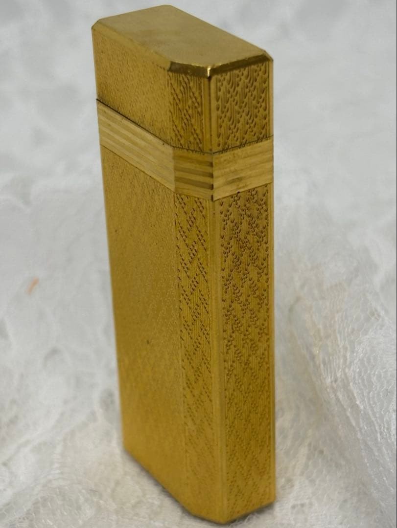 Cartier le Must de Cartier Gold Lighter w/Box