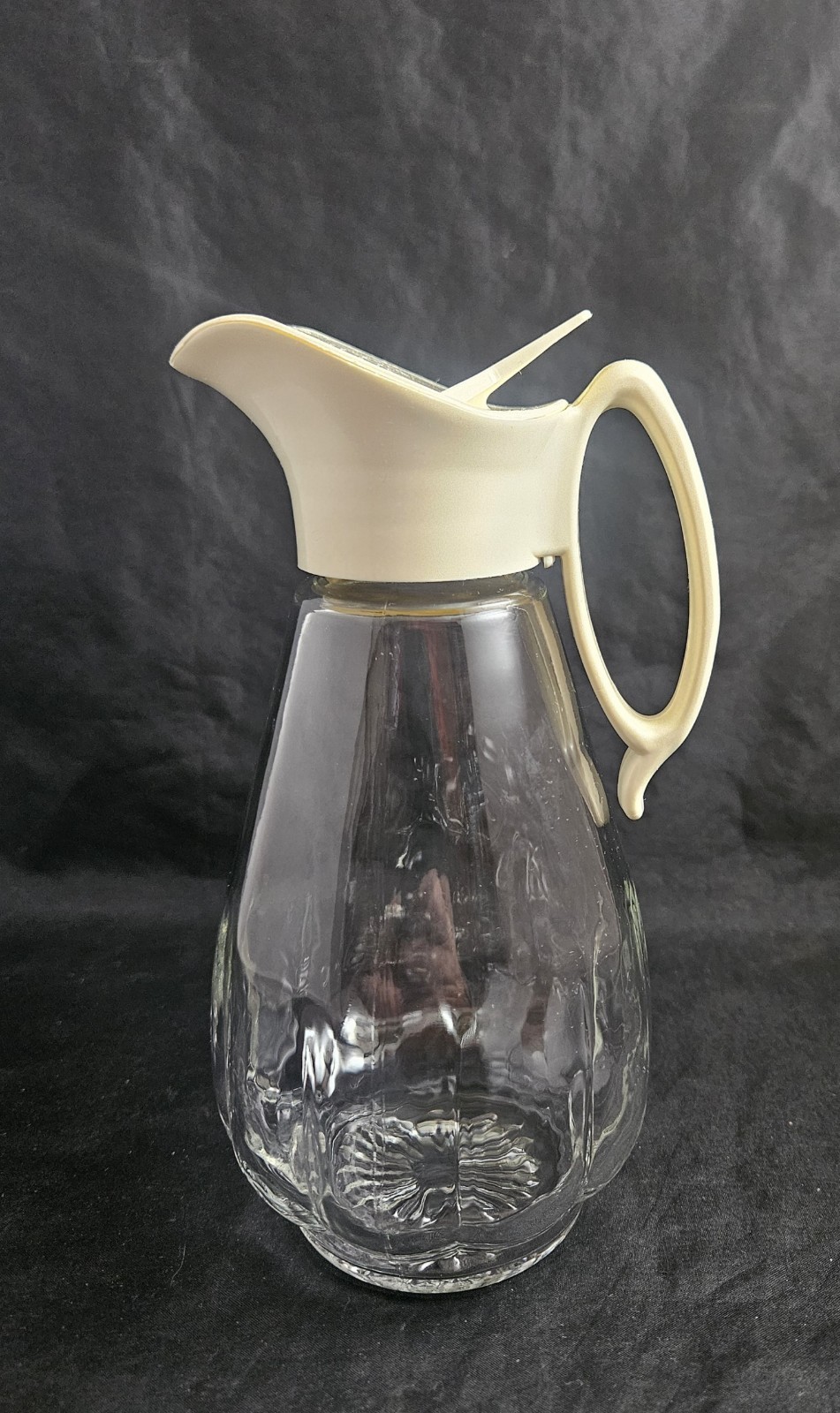 Vintage Pitcher Glass Handled Syrup Lid Pour Spout 7.5″