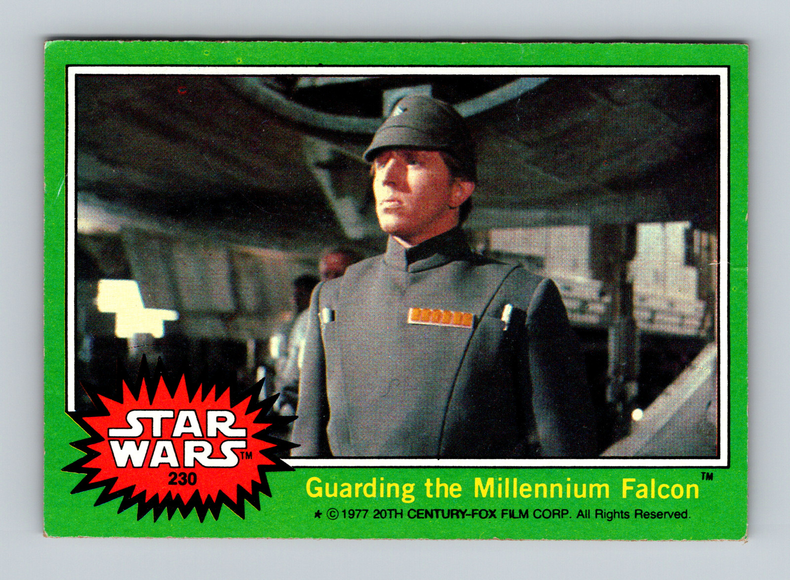 1977 Topps Star Wars Series 4 Green #230 Guarding The Millennium Falcon Poor