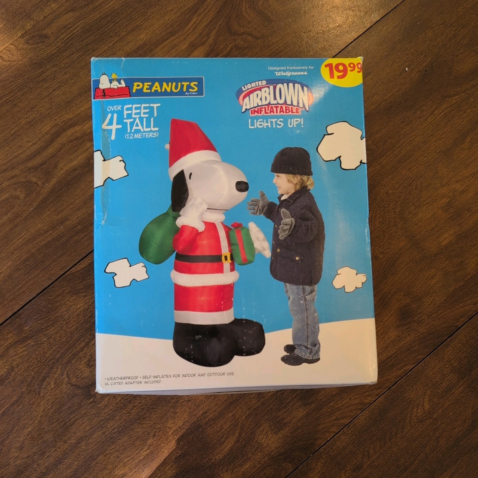 2007 Gemmy Airblown Inflatable Christmas Peanuts Snoopy Santa Blow Up Decoration