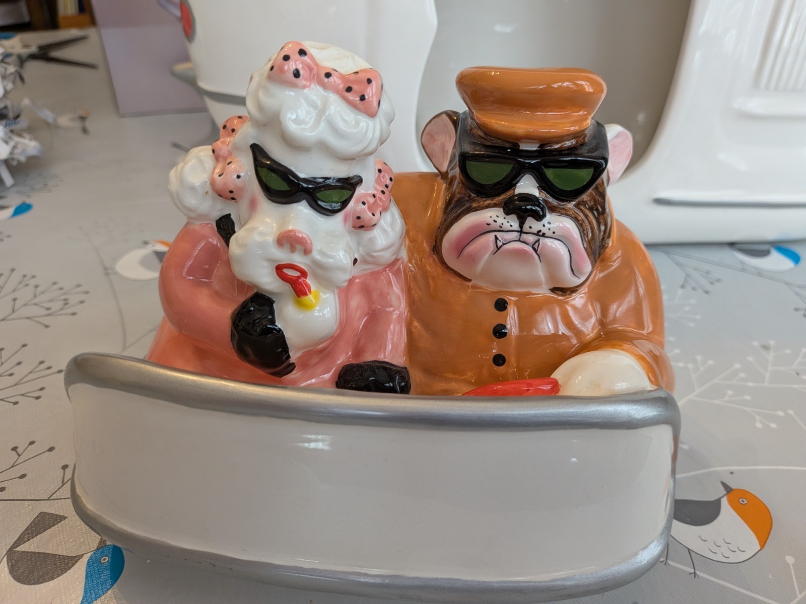 COOKIE JAR 1998 CLAY ART “CRUISIN’ HOUNDS” DOGS CORVETTE CLASSIC BULLDOG POODLE
