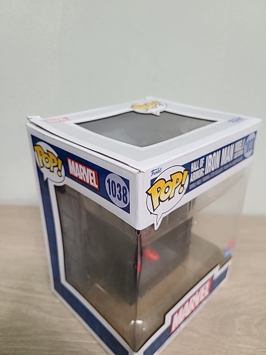 Funko Pop! Marvel Iron Man Hall of Armor Model 8 Silver Centurion Bobblehead Fig
