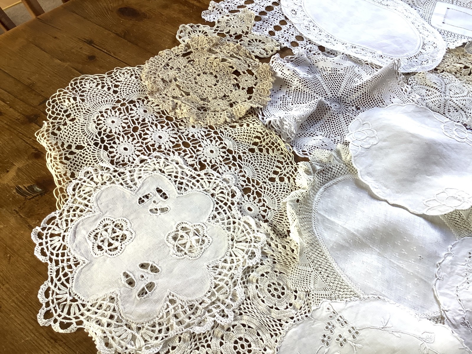 Job Lot of 34 x Vintage White Hand Crochet & Other Doilies see details