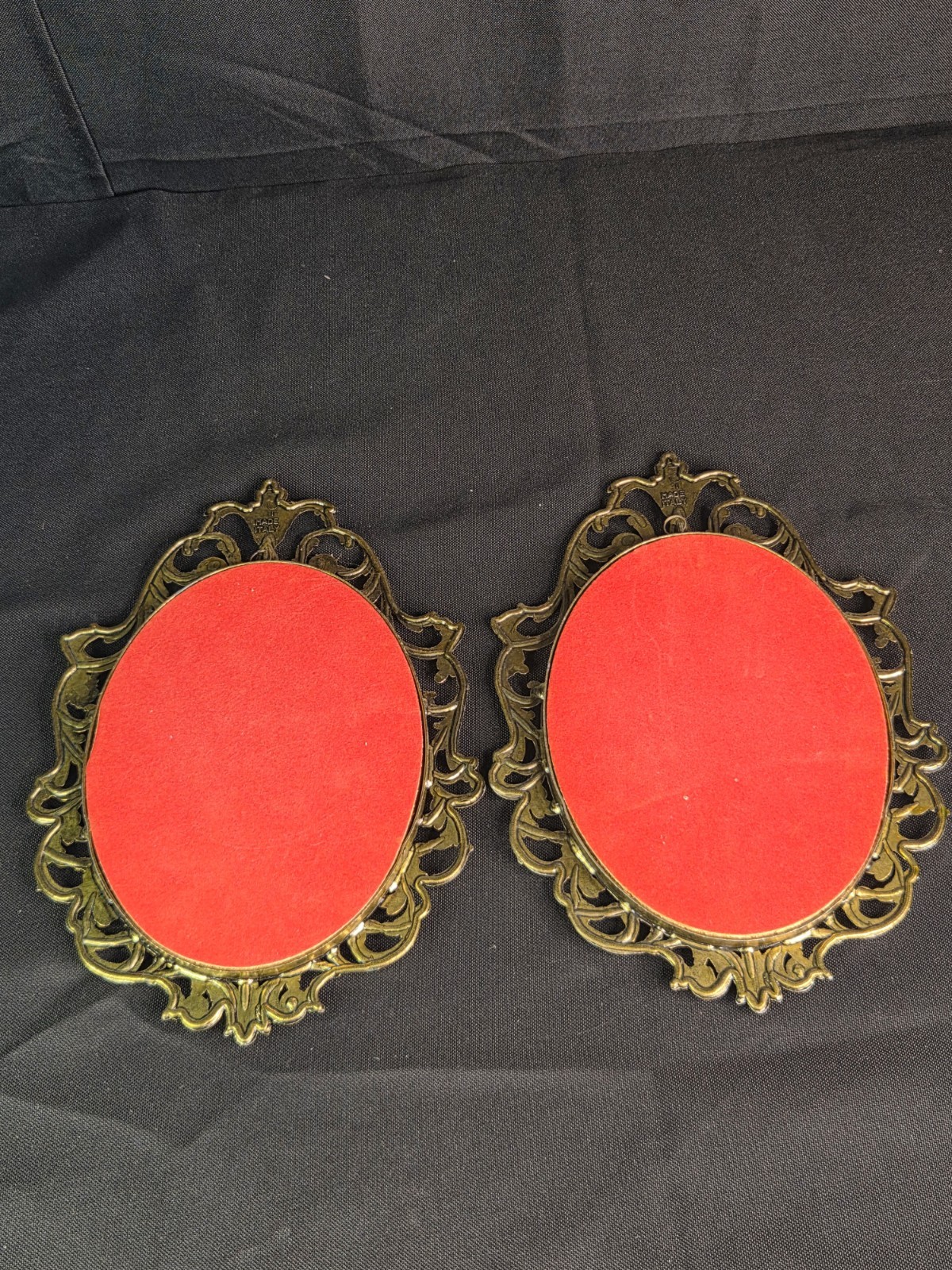 Vintage Set 2 Oval Ornate Brass Frames Floral Fabric Print 10″x7″ Made In Italy